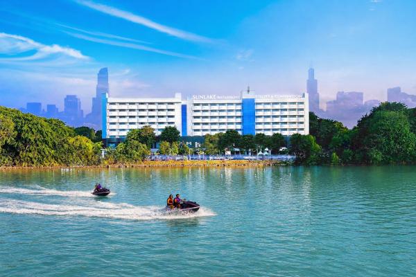 Sunlake Hotel (Hotel Danau Sunter)