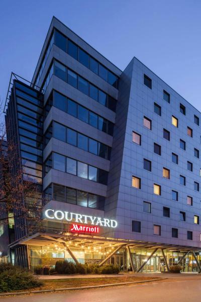 Courtyard by Marriott Prague Flora