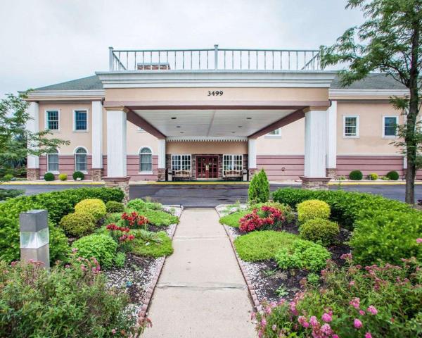 Clarion Hotel Palmer Inn, Rezervovat  Princeton North Jersey