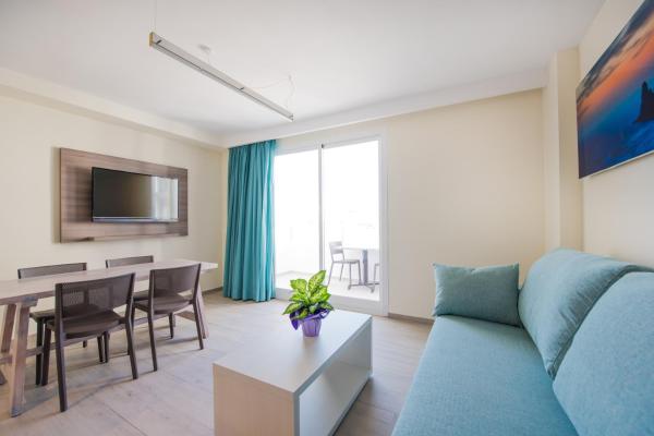 Apartamentos Los Angeles, Rezervovat Apartmánový hotel Enseada de San Antonio Ibiza