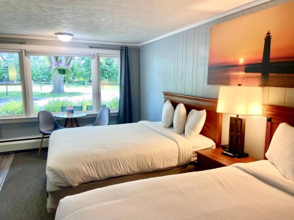 Elk Rapids Lakeshore Inn, Rezervovat Hotel Elk Rapids Michigan