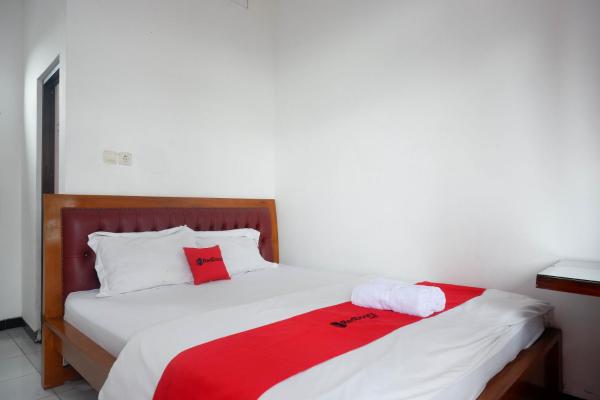 OYO 2718 Backpacker's Homestay Jlegong