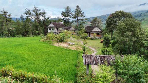 Lapantan Paradise, Rezervovat Bouda / Lodge Lao San Chay 