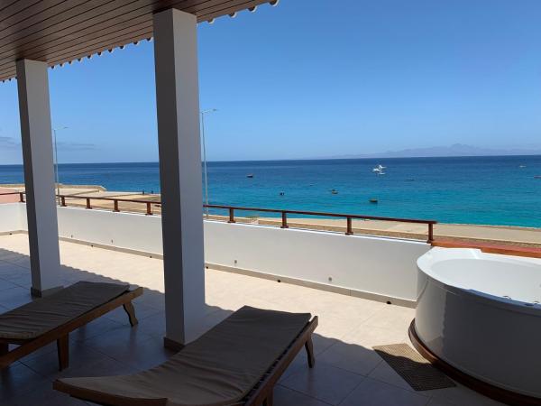 Hotel Casa Evora - luxury and beach front, Rezervovat Penzión Levné hotely v Maio