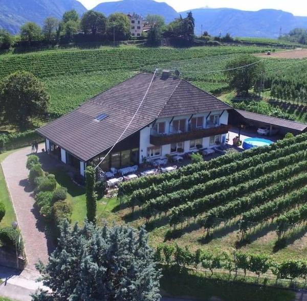 Hotel Pension Weingut, Rezervovat Venkovský dům Cornaiano Bolzano and surroundings