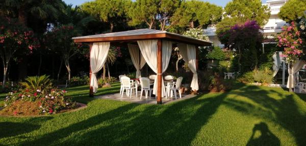 Ballos Apartments