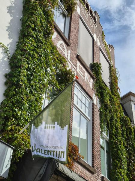 Stadslogement Valentijn, Rezervovat Apartmán Hotely v Friesland s parkováním, Parkování