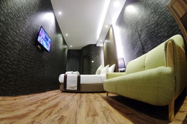 HereHotel Dormitory