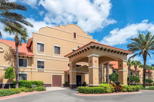 Destination Daytona Inn & Suites, Rezervovat Hotel Ormond Beach Daytona Beach Area