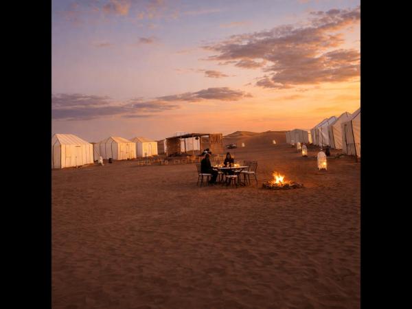 Chegaga Starlight Camp - Mhamid Desert Haven, Rezervovat Stan Mhamid 