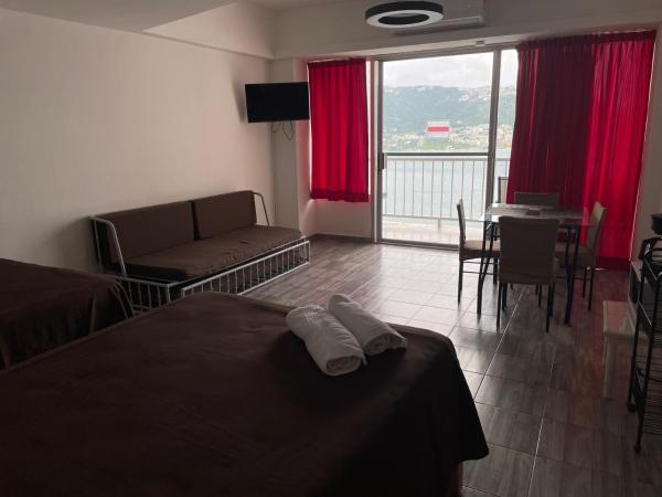 Hermosa Suite Torres Gemelas, Rezervovat Apartmán Acapulco hotely s bazénem, Bazén