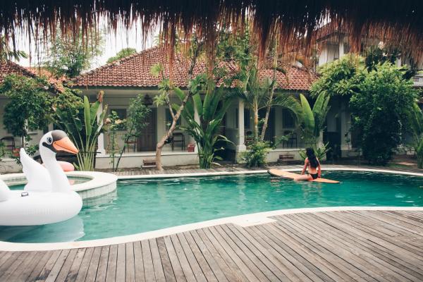 Endless Summer Surf Camp Kuta, Rezervovat Apartmán Badung hotely s bazénem, Bazén