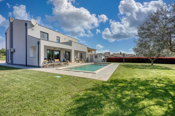 Villa Gina, Rezervovat Vila Hotely v Poreč Region s bazénem, Bazén