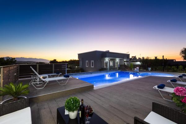 Villa Emily Rethymno, Rezervovat Vila Adelianos Kampos Réthymno