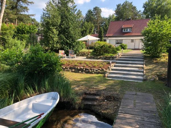 Villa Seeidyll, Rezervovat Rekreační dům Heidesee. Braniborsko
