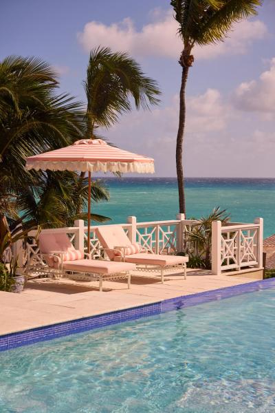 Coral Sands Hotel, Rezervovat Hotel Hotely v Bahamas Out Islands se snídaní, Snídaně