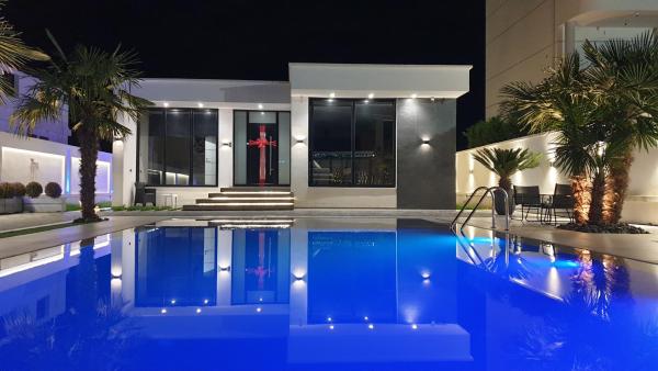LT Luxury Villa, Rezervovat Vila Rrushkull Durres County