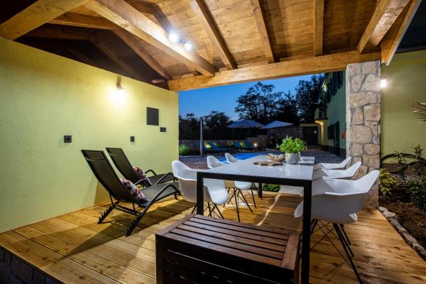 Family friendly Villa Zaneta with pool, Rezervovat Vila Kvarner hotely s bazénem, Bazén