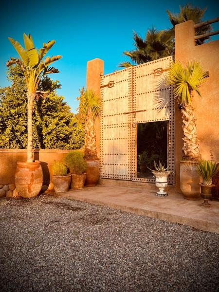 Aux portes de Marrakech Villa Arts & Déco avec piscine, Rezervovat Vila Oulad Hassoune 