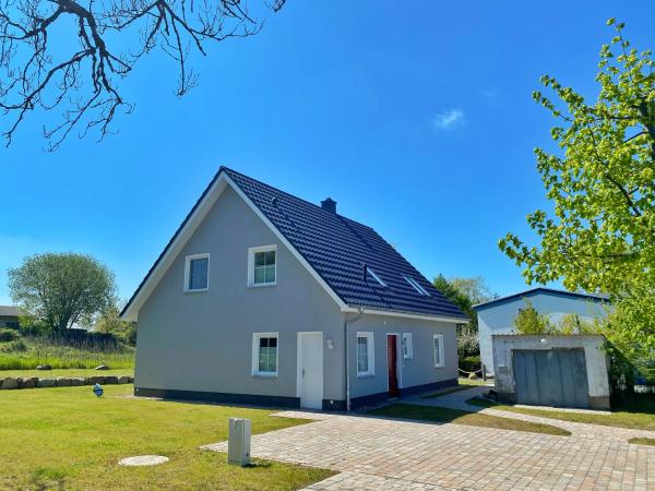 Polchow Ferienhaus, Ferienwohnung OG, Rezervovat Apartmán Polchow Rügen