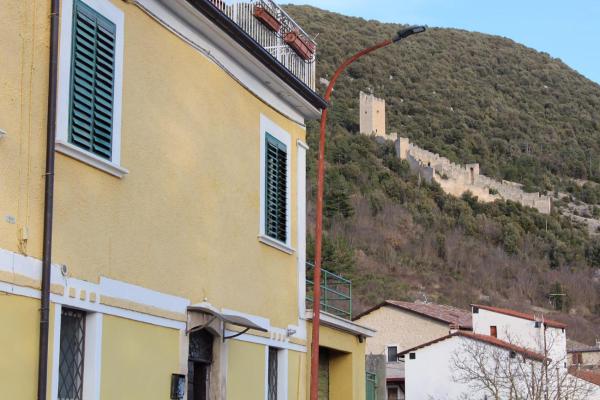 A due passi dal castello, Rezervovat Rekreační dům  