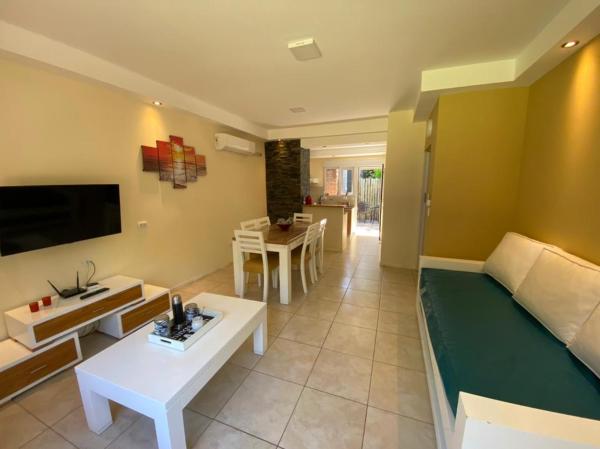 Cabañas Sendero de Pinos - Alquileres RV, Rezervovat Bouda / Lodge Monte Hermoso Buenos Aires