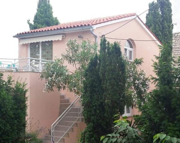 Apartments Defrančeski, Rezervovat Apartmán Kavran Pula Region