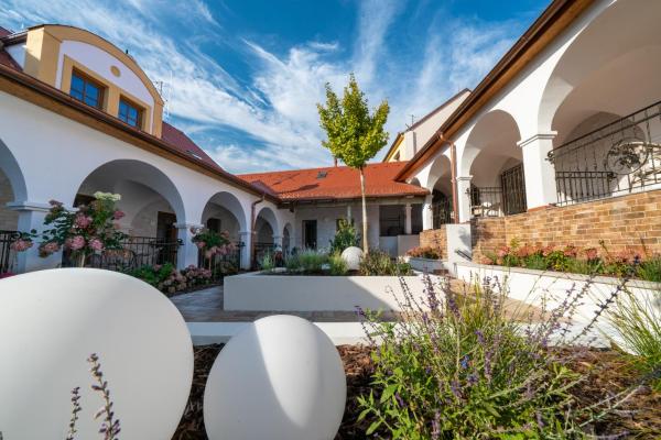 Modrá Hortenzie, Rezervovat Penzión Archlebov 