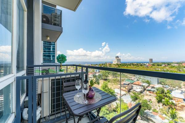 Mactan Newtown - 1BR Stunning Ocean View and City View, Rezervovat Apartmán Visayas hotely s bazénem, Bazén