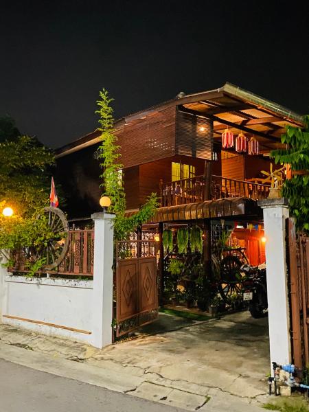 Banthai Guesthouse, Rezervovat Penzión Phetchaburi Petchaburi, blízko Ban Pun Palace