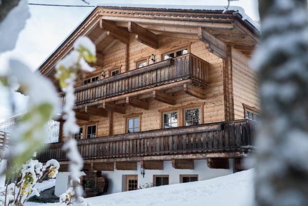 Oberschupferhof, Rezervovat Farmářský pobyt Hotely v Tyrolsko s parkováním, Parkování