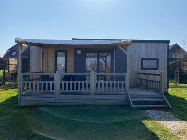 Chalet in Friesland near Alde Feanen Park, Rezervovat Chata Leeuwarden 