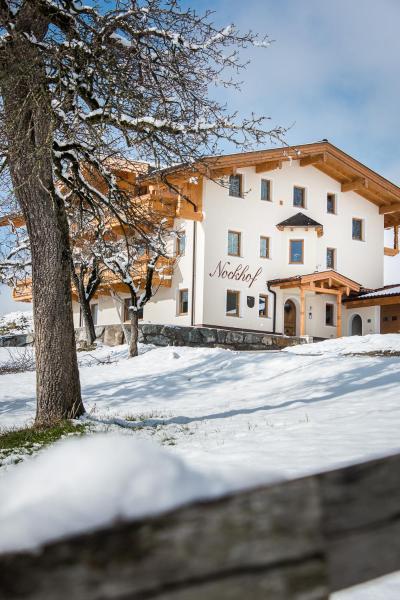 Nockhof, Rezervovat Apartmán Hotely v Tyrolsko s parkováním, Parkování