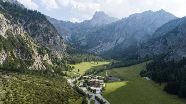 Gramai Alm alpengenuss & natur spa, Rezervovat  Hotely v Tyrolsko s parkováním, Parkování
