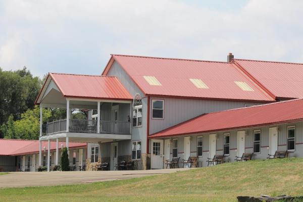 Golden Knight Inn and Suites, Rezervovat Hotel Dundee Finger Lakes