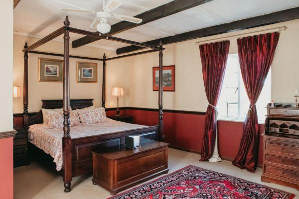 The Historic Pig and Whistle Inn, Rezervovat Penzión Kenton on Sea Kariega Private Game Reserve
