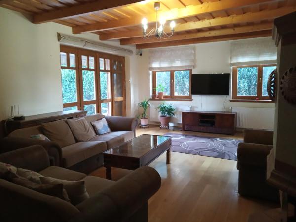 Four Seasons Villa, Rezervovat Vila Somogy hotely s parkováním, Parkování