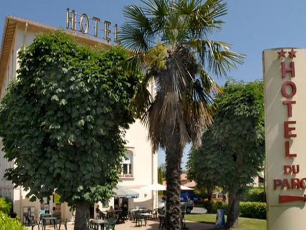 Hôtel du Parc, Rezervovat Hotel Hotely v Haute-Garonne s bazénem, Bazén