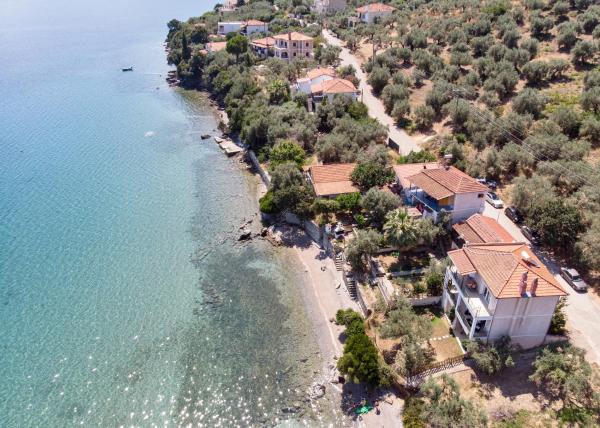 Villas Nies Seaside Appartments, Rezervovat Apartmán Hotely v Soúrpi s parkováním, Parkování