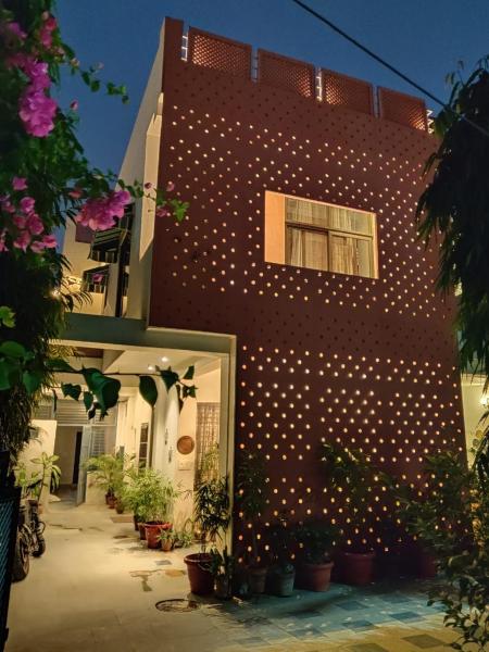 Kalpana Yoga Homestay, Rezervovat Hotel Džajpur 