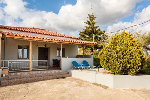 Makarounis Athanasios Traditional Apartments(Ξενώνας), Rezervovat Apartmán Levné hotely v Messenia Regional Unit