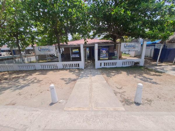HOSTAL COVEÑAS INN, Rezervovat Penzión Hotely v Antioquia s parkováním, Parkování
