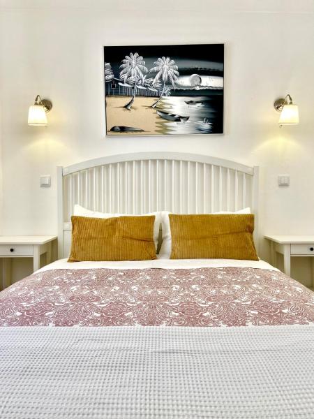 Pirata Milfontes Guest House, Rezervovat Hostel Levné hotely v Alentejo