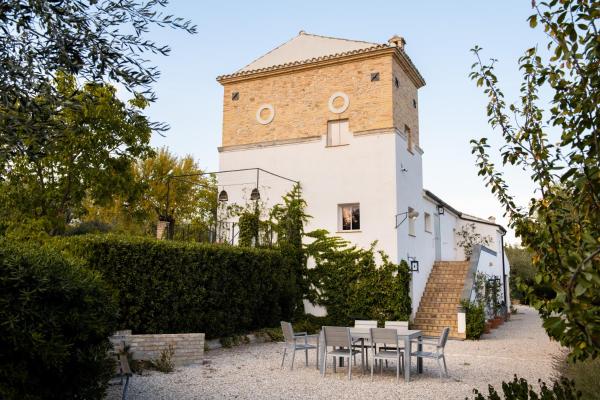 Casale delle Lavande, Rezervovat Penzión se snídaní Hotely v Abruzzo s parkováním, Parkování