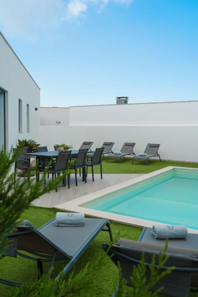 Villa Lola, with jacuzzi and private swimming pool, Rezervovat Vila Santa Barbara Centro Region