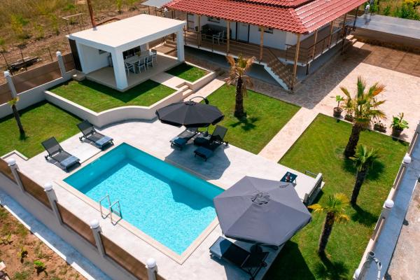 Villa Liana , private Villa with pool and garden, Rezervovat Vila Vergia hotely s bazénem, Bazén