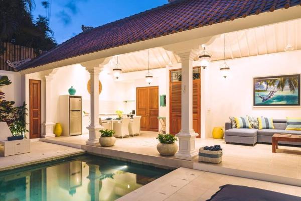 Villa Sintra - 2 BR luxury in tranquil location, walk to beach, Rezervovat Vila Hotely v Badung s bazénem, Bazén