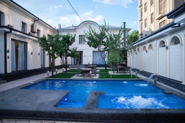 Turon Lux Hotel, Rezervovat Hotel Samarkand hotely s bazénem, Bazén