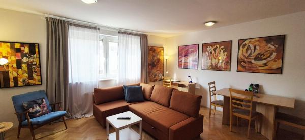 Apartment Irena Tour As, Rezervovat Apartmán Hotely v Osrednjeslovenska s parkováním, Parkování