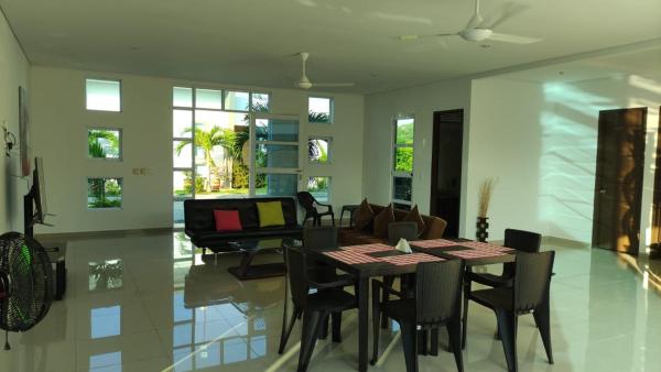 Condominio Villa Esperanza, Rezervovat Rekreační dům Flandes hotely s bazénem, Bazén